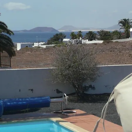 Holiday home Mit Pool Und Herrlichem Meerblick Playa Blanca (Lanzarote)